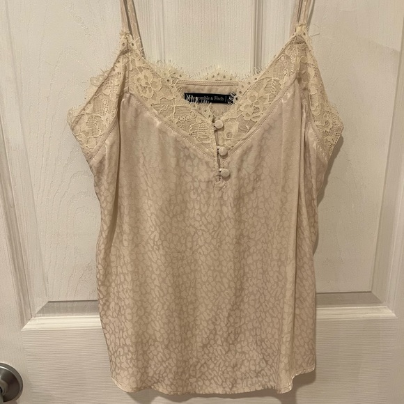 Abercrombie & Fitch Top✨ - Picture 6 of 8